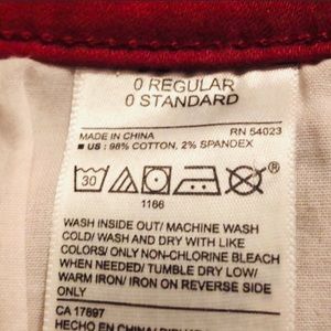 Old Navy Jeans - Woman’s Old Navy Red Mid- rise Skinny Jeans Size 0 Old Navy Jeans - Woman’s Old Navy Red Mid- rise Skinny Jeans Size 0